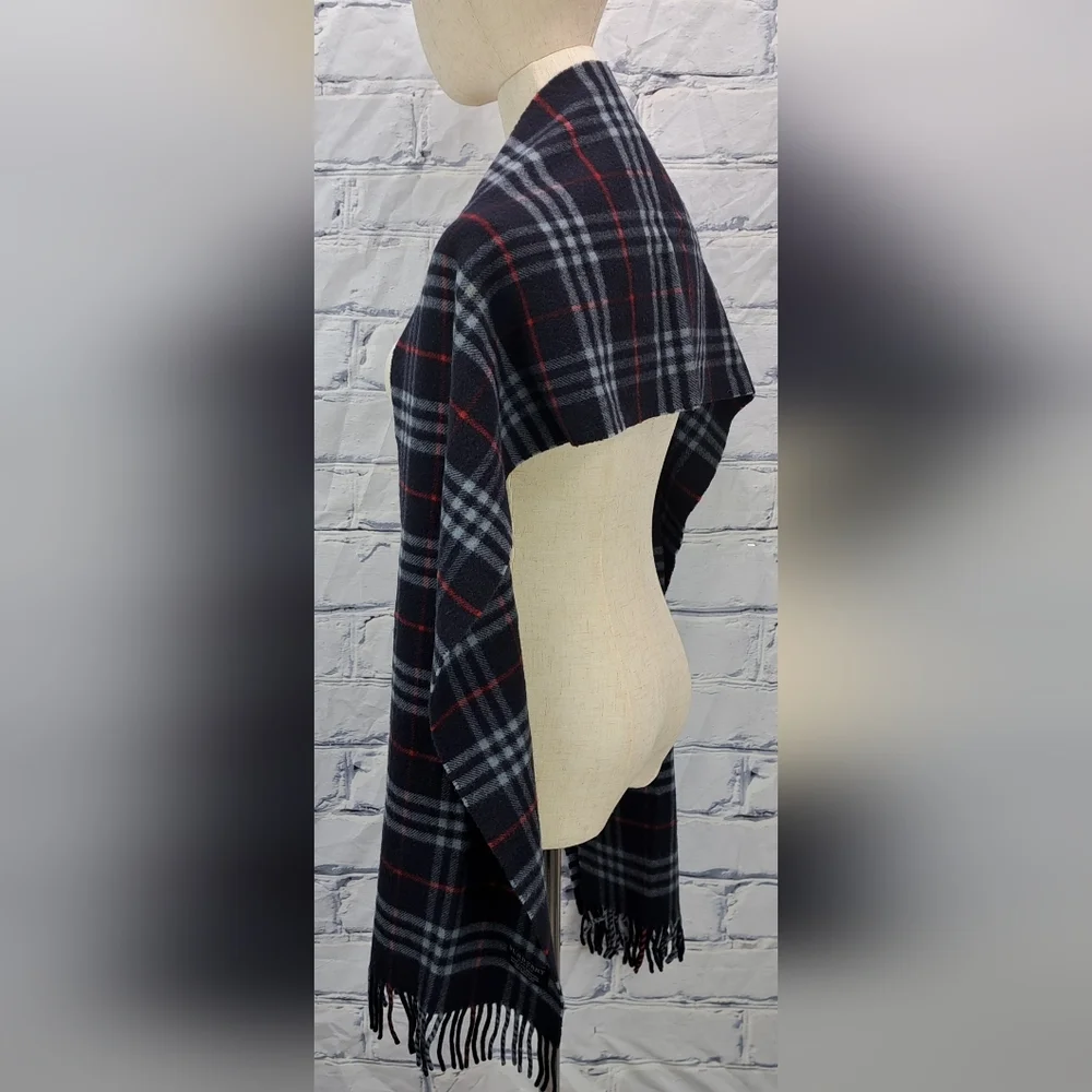 Burberry Vintage Scarf Nova Check 100% Cashmere Wool Scotland Navy Y2K 72" x 12" - Picture 7 of 13